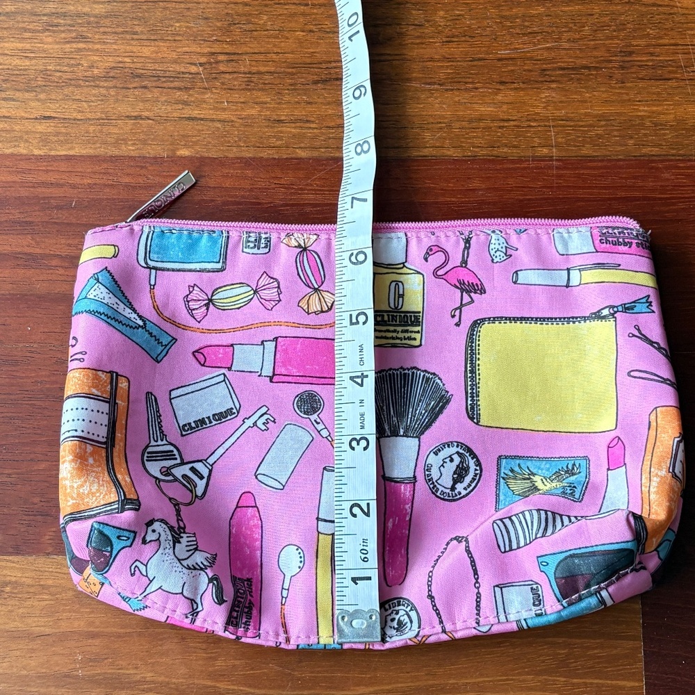 Clinique "Bag of Tricks" Cosmetic Bag - Picture 5 of 7